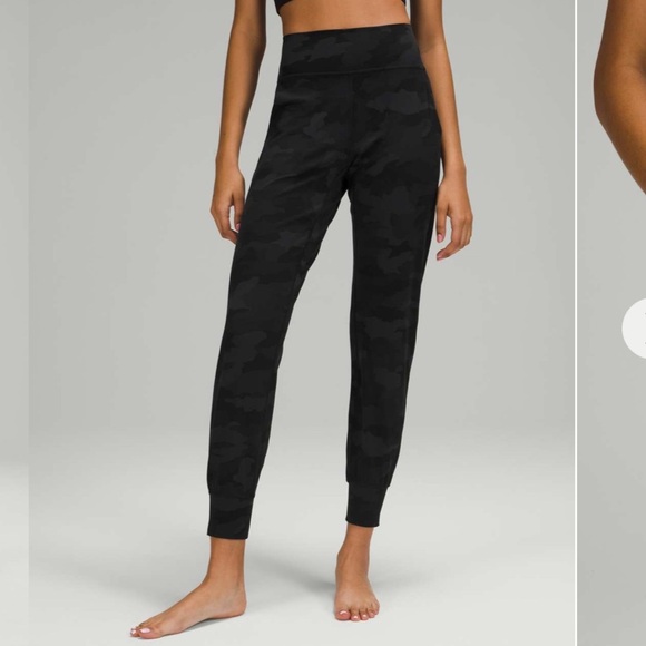 Lululemon Align Jogger 28" in Heritage 365 Camo Deep Coal Multi - Picture 1 of 6